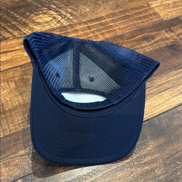 Leather patch hat - Picture 2 of 3